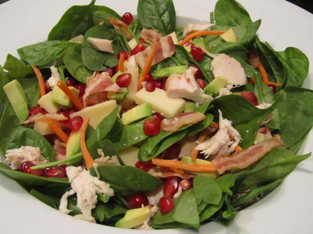 chicken-bacon-pomegranate-spinach-salad